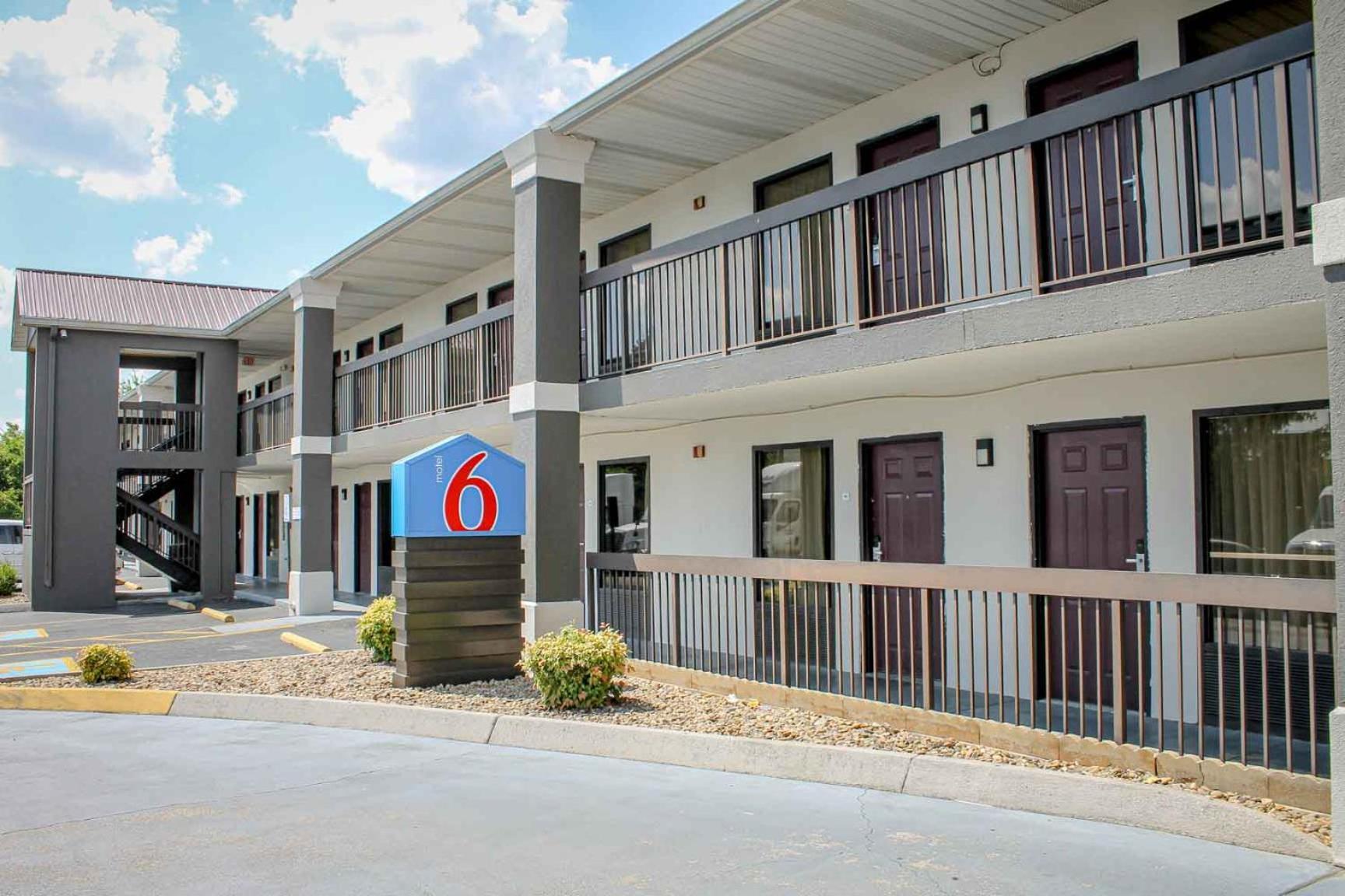 Motel 6 Knoxville, Tn - East מראה חיצוני תמונה